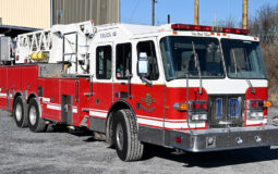 1997 LTI 93′ Mid-Mount Aerial For Sale