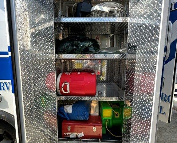 Chevy G4500 Horton Type 3 Ambulance full