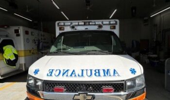 Chevy G4500 Horton Type 3 Ambulance full