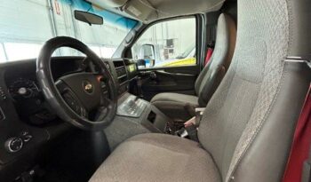 Chevy G4500 Horton Type 3 Ambulance full