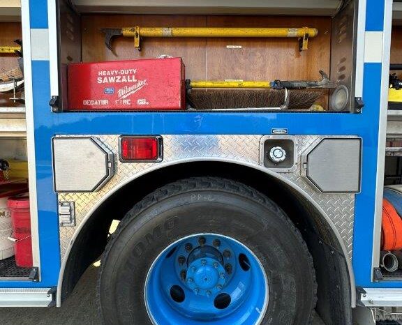 2000 E-ONE Top Mount Pumper full