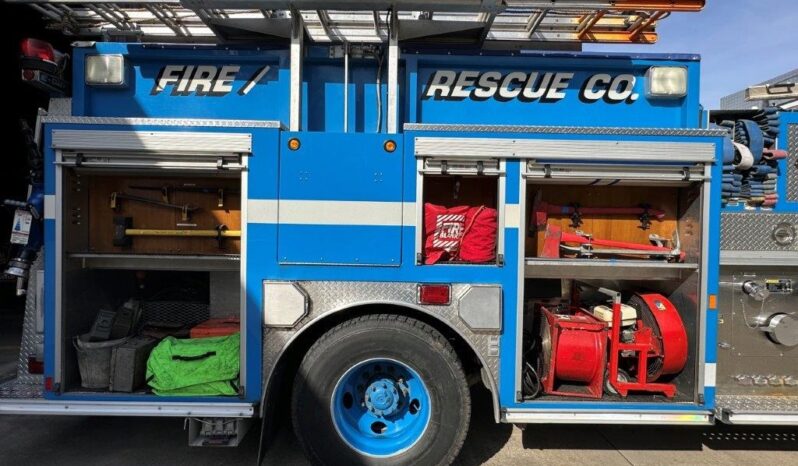 2000 E-ONE Top Mount Pumper full