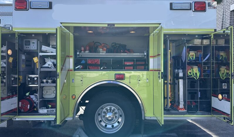 2004 Pierce Dash Rescue Pumper For Sale full