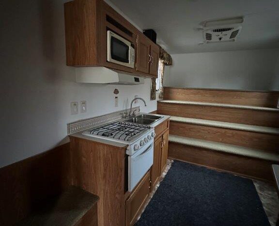 2011 Surrey Fire and Weather Safety Trailer for Sale full
