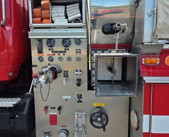 1992 GMC Autocar 3500 Gallon 4 Guys Tanker For Sale full