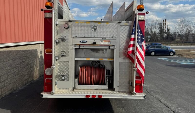 2003 E-One Typhoon Top Mount Rescue Pumper full