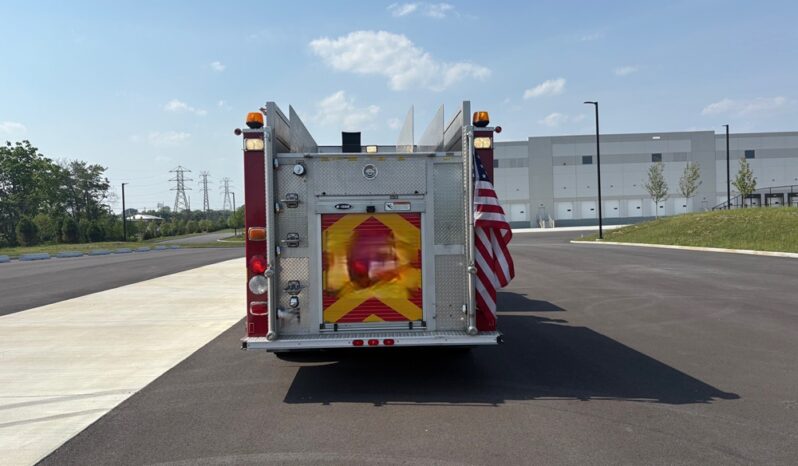 2003 E-One Typhoon Top Mount Rescue Pumper full