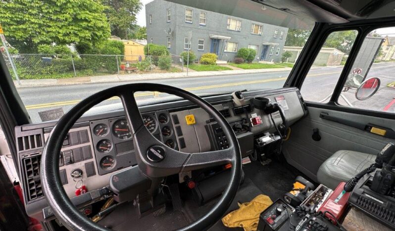 1995 Freightliner FL80 Darley Walk Around Rescue full