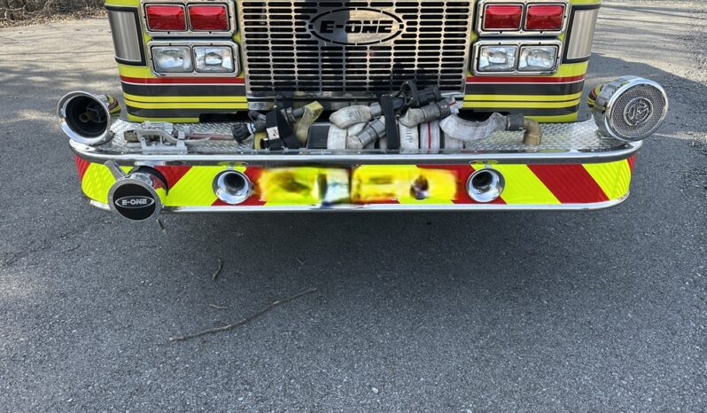 2000 E-One Top Mount Pumper full