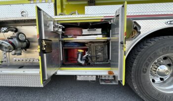 2000 E-One Top Mount Pumper full