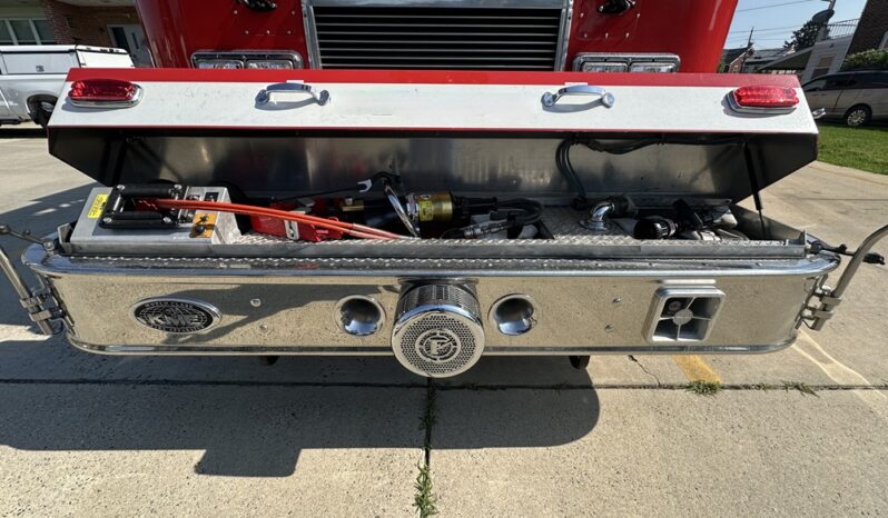 2011 KME Predator 121′ Aerialcat Rear Mount Ladder full